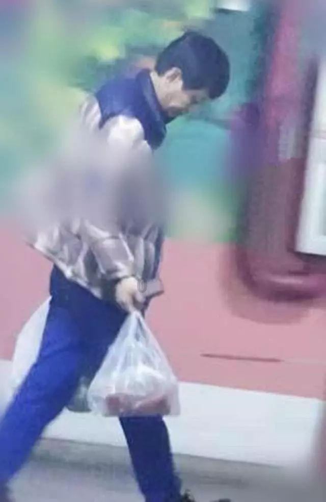 女朋友给我备注him什么意思？游戏画面