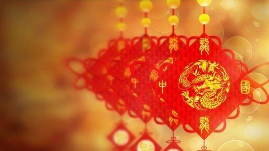如果父母以有冠心病，受不了刺激为由，绑架你的婚姻，要求你今年必须结婚，该怎么办？游戏画面