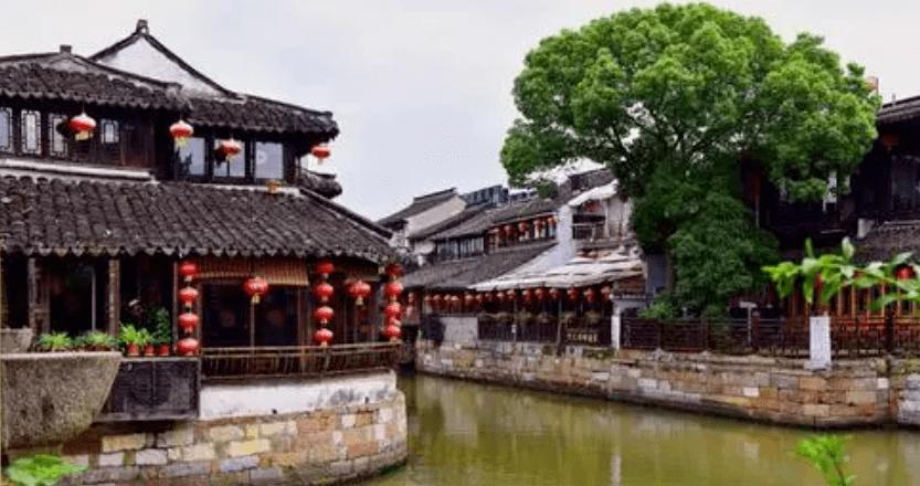 工作量极大的时候，你更愿意熬夜还是早起工作？游戏画面